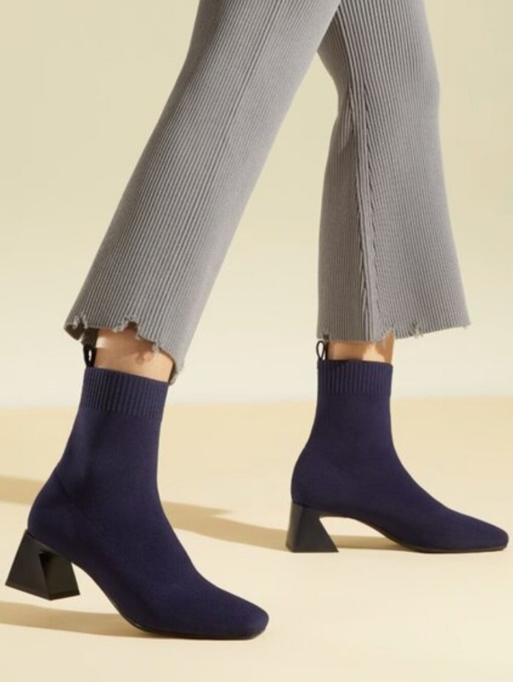 VIVAIA Regina Pro Square-Toe Water-Repellent Block Heeled Boots Navy Blue Sz 8 - Picture 3 of 10